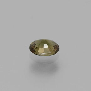 Color-Change Garnet Gemstone in 6.1 x 4.7 mm Size for Sale, Color-Change Garnet Stone in Medium-Dark Brown Color