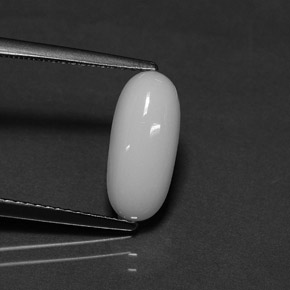 2.29 ct White Coral Gemstone, Coral Gem in Oval Cabochon Shape for Sale.