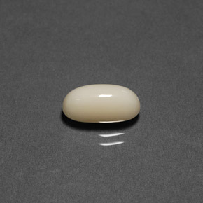 2.21 ct Cream Coral Stone, Natural Coral in Oval Cabochon Shape for Sale