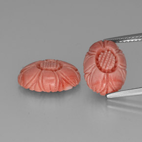 Deep Blush Red Coral Gem - 3.9ct Carved Flower (ID: 329417)