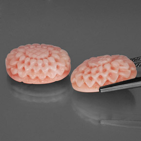 Coral Gemstone in 15.3 x 11.1 mm Size for Sale, Coral Stone in White Salmon Color