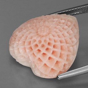 Coral Gemstone in 20.1 x 19.8 mm Size for Sale, Coral Stone in White Salmon Color