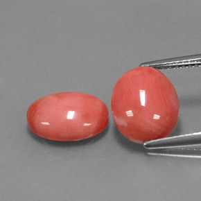 5.56 ct Pink Coral Gemstone, Coral Gem in Oval Cabochon Shape for Sale.