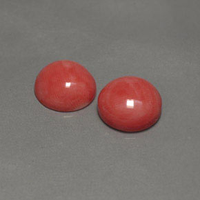 4.93 ct Pink Coral Gemstone, Coral Gem in Round Cabochon Shape for Sale.