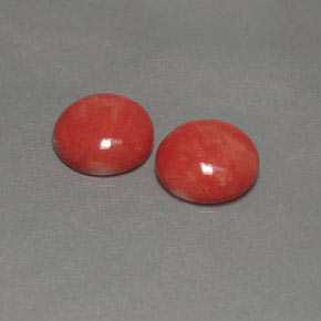 3.99 ct Pink Coral Gemstone, Coral Gem in Round Cabochon Shape for Sale.