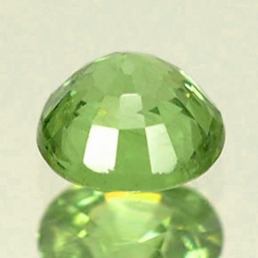 Demantoid Garnet Gemstone in 4 mm (calibrated) Size for Sale, Demantoid Garnet Stone in Green Color
