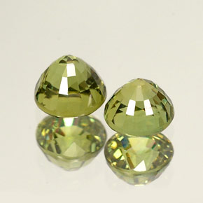 Demantoid Garnet Gemstone in 4.7 mm Size for Sale, Demantoid Garnet Stone in Golden Green Color