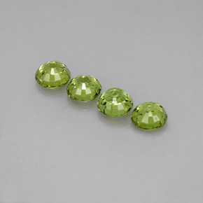 Demantoid Garnet Gemstone in 4.3 mm Size for Sale, Demantoid Garnet Stone in Green Color