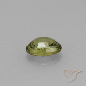 Best Demantoid Garnet for an Engagement Ring | AAA Color, Top Quality Cut
