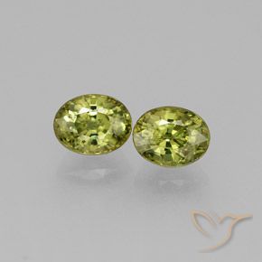 0.87ctw Natural Medium Light Green Demantoid Garnet, Oval, VS-SI