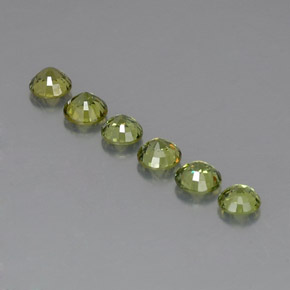 Demantoid Garnet Gemstone in 4.2 mm Size for Sale, Demantoid Garnet Stone in Green Color
