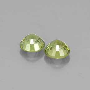 Demantoid Garnet Gemstone in 4.7 mm Size for Sale, Demantoid Garnet Stone in Green Color