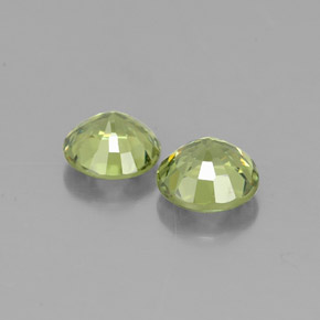 Demantoid Garnet Gemstone in 4.3 mm Size for Sale, Demantoid Garnet Stone in Green Color