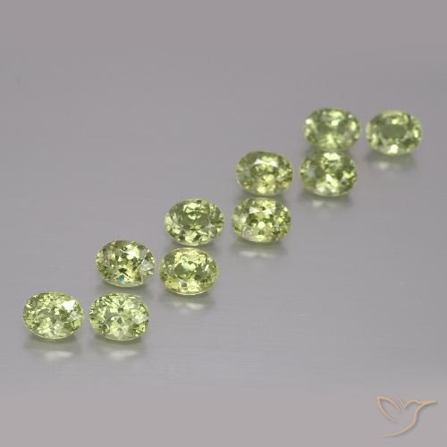 2.51ctw Natural Medium Green Demantoid Garnet, Oval, VS