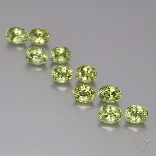 2.84ctw Natural Medium Light Green Demantoid Garnet, Oval, VS