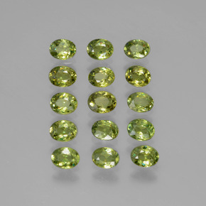 Травянисто-зелёный Гранат Демантоид Камень - 0.2ct Фасетный Овал (ID: 387796)
