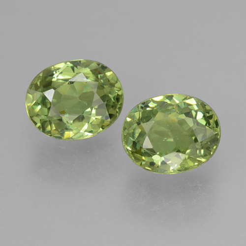 Warm Green Demantoid Garnet Gem - 0.4ct Oval Facet (ID: 458752)