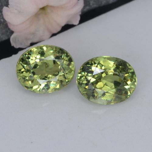 Warm Green Гранат Демантоид Камень - 0.5ct Фасетный Овал (ID: 458754)