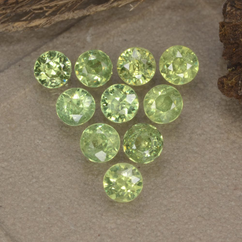 0.1ct Diamond-Cut Golden Green Demantoid Garnet for sale thumb image of 0.1ct Diamond-Cut Golden Green Demantoid Garnet (ID: 468975)