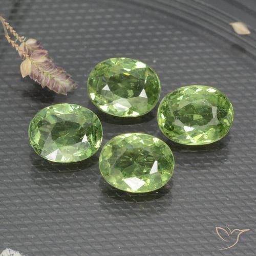 1.67ctw Natural Medium Green Demantoid Garnet, Oval, VS