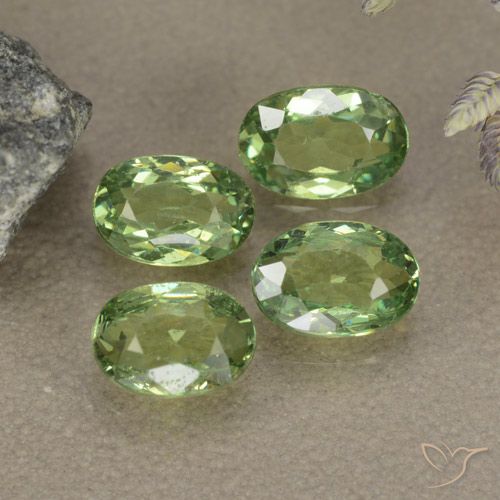 2.17ctw Natural Warm Green Demantoid Garnet, Oval, VS-SI