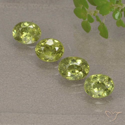 1.79ctw Natural Warm Forest Green Demantoid Garnet, Oval, VS-SI