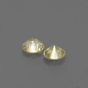 Diamond Gemstone in 3 mm (calibrated) Size for Sale, Diamond Stone in Champagne Color