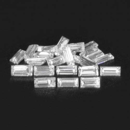 Lote de 23 piezas de Diamante Blanco Corte Baguette de Sudáfrica - Peso 0,48 ct en total / promedio. 0,02 ct cada uno, Tamaño 2,1 x 1,2mm, Color: Blanco, Dureza Mohs 10 Adecuado para joyas de uso diario, Photo A