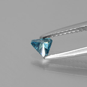 Diamond Gemstone in 4.4 x 3.8 mm Size for Sale, Diamond Stone in Blue Color