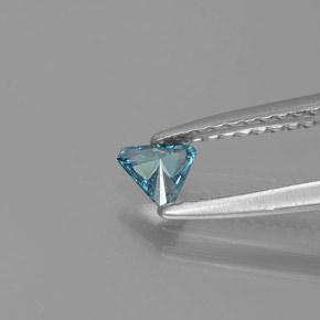 Diamond Gemstone in 4.2 x 3.7 mm Size for Sale, Diamond Stone in Blue Color