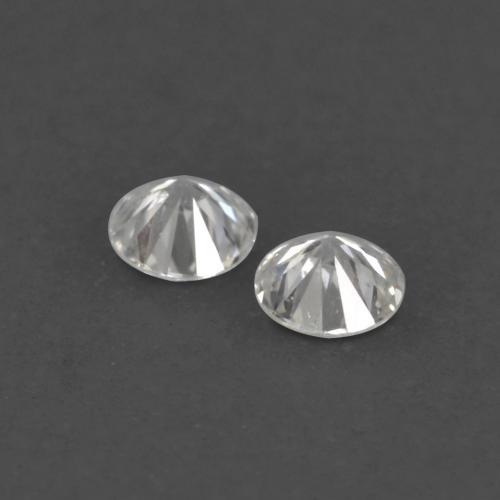 Diamond Gemstones in 1.7 mm Size for Sale, Diamond Stones in Warm White Color