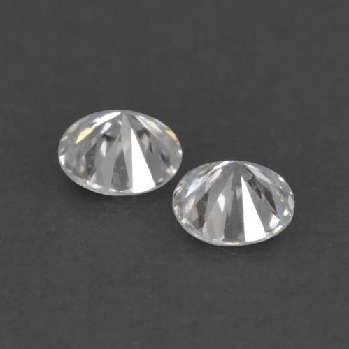 Diamond Gemstones in 1.7 mm Size for Sale, Diamond Stones in Warm White Color