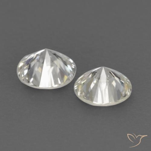 Diamond Gemstones in 3 mm (calibrated) Size for Sale, Diamond Stones in J Color