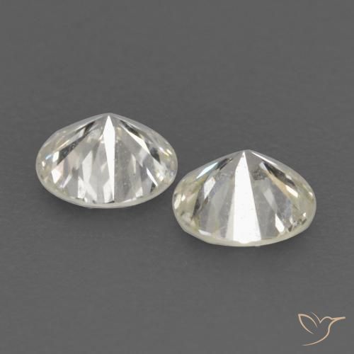 Diamond Gemstones in 3 mm (calibrated) Size for Sale, Diamond Stones in I Color