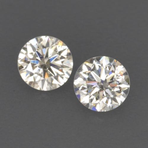 2,8mm Paar runder Diamant - Gewicht 0,17 ct gesamt / durchschn. 0,09 ct, Warmweiß Farbe in VVS-VS Reinheit, natürlicher Edelstein, Mohs-Härte 10 Geeignet für den täglichen Gebrauch im Schmuck, Photo A
