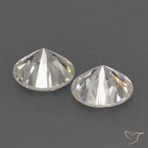 Diamond Gemstones in 3 mm (calibrated) Size for Sale, Diamond Stones in I Color
