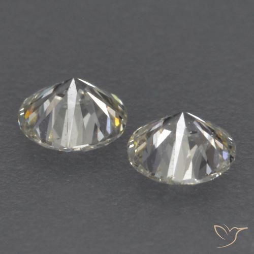 Diamond Gemstones in 2.7 mm (calibrated) Size for Sale, Diamond Stones in J Color
