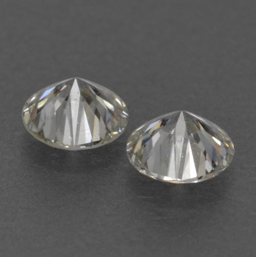 Diamond Gemstones in 2.9 mm (calibrated) Size for Sale, Diamond Stones in Warm White Color