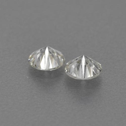 Diamond Gemstones in 3 mm (calibrated) Size for Sale, Diamond Stones in Warm White Color