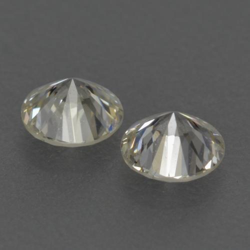 Diamond Gemstones in 3 mm (calibrated) Size for Sale, Diamond Stones in Warm White Color