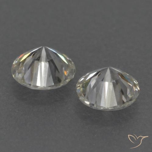 Diamond Gemstones in 2.7 mm (calibrated) Size for Sale, Diamond Stones in K Color
