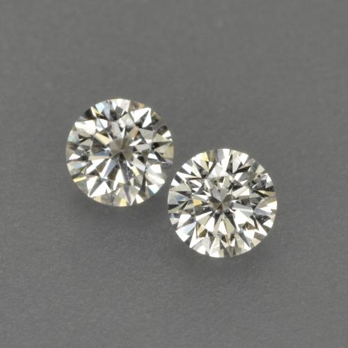 2,6mm Rund Diamant-Paar - Gewicht 0,13 ct gesamt / durchschnittl. 0,07 ct, Garantiert natürliche Edelsteine, Warmweiß Farbe in VVS-VS Reinheit, Mohs-Härte 10 Geeignet für den täglichen Gebrauch im Schmuck, Photo A