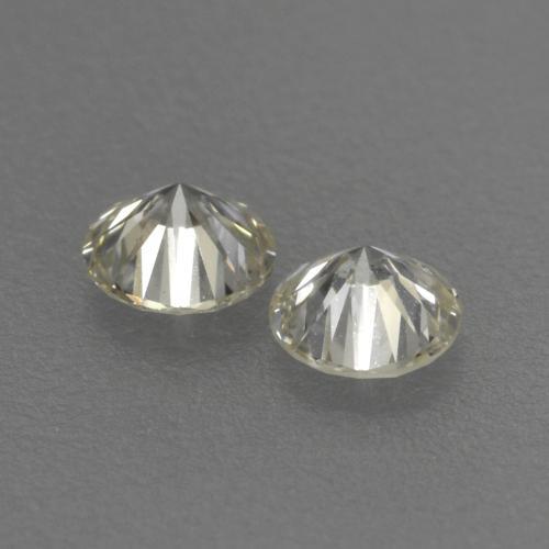 Diamond Gemstones in 3 mm (calibrated) Size for Sale, Diamond Stones in Warm White Color