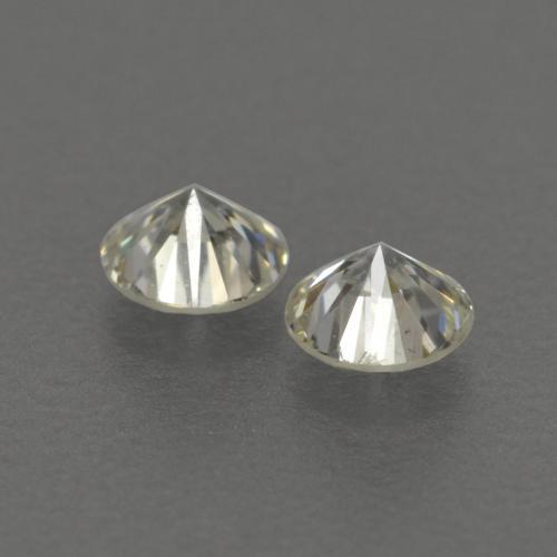 Diamond Gemstones in 2.8 mm (calibrated) Size for Sale, Diamond Stones in K Color