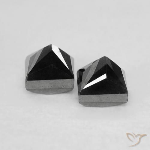 Diamond Gemstones in 2.7 x 2.6 mm Size for Sale, Diamond Stones in Black Color