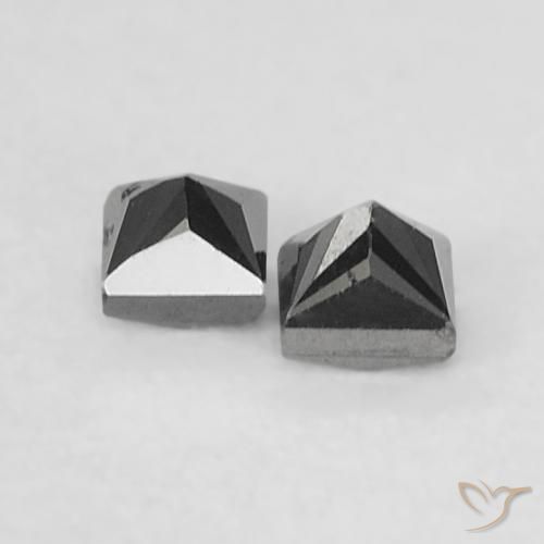 Diamond Gemstones in 2 x 2 mm (calibrated) Size for Sale, Diamond Stones in Black Color