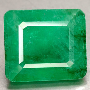 3.53 ct Green Emerald Gemstone, Emerald Gem in Octagon Facet Shape for Sale.