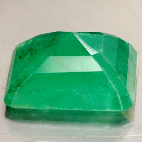Emerald Gemstone in 10.3 x 9 mm Size for Sale, Emerald Stone in Green Color