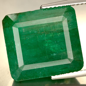 13.71 ct Green Emerald Gemstone, Emerald Gem in Octagon Facet Shape for Sale.