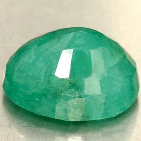 Emerald Gemstone in 9 x 7 mm (calibrated) Size for Sale, Emerald Stone in Green Color